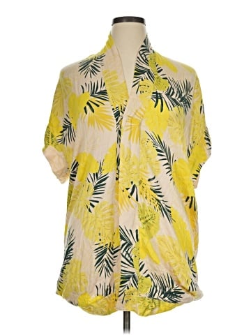 VICI Short Sleeve Blouse (view 1)