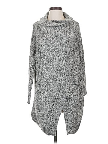 RD Style Poncho (view 1)