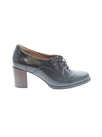 Clarks Heels (view 1)