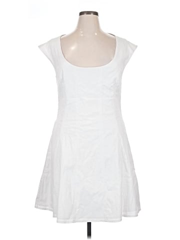 Abercrombie & Fitch Casual Dress (view 1)
