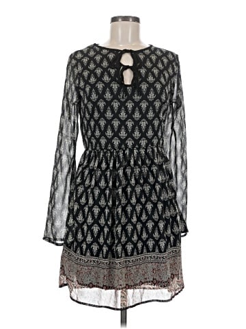Xhilaration Casual Dress (view 1)