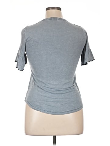 Knox Rose Short Sleeve T-Shirt (view 2)