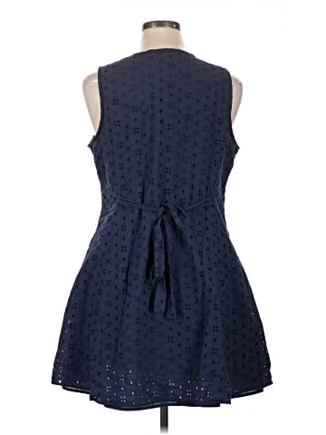 LC Lauren Conrad Casual Dress (view 2)