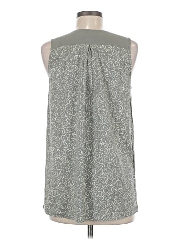 Tiny Sleeveless Blouse (view 2)