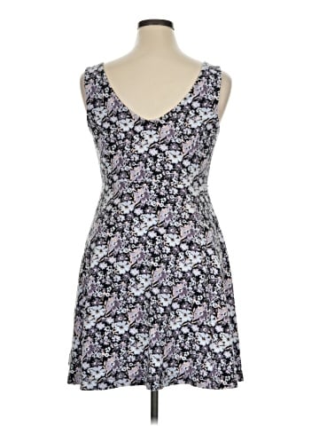 LC Lauren Conrad Casual Dress (view 2)