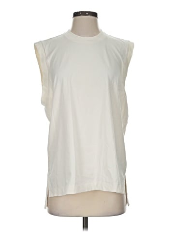 Uniqlo Sleeveless T-Shirt (view 1)