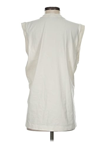 Uniqlo Sleeveless T-Shirt (view 2)