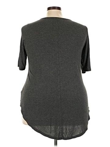 Torrid 3/4 Sleeve T-Shirt (view 2)