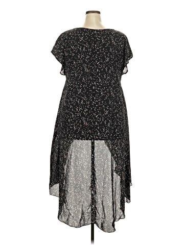 Cha Cha Vente Casual Dress (view 2)