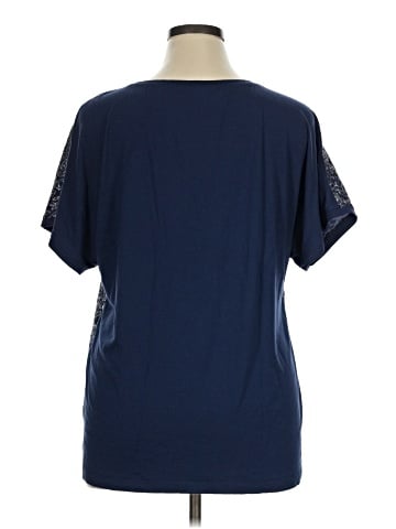 Zenergy by Chico's Short Sleeve T-Shirt (view 2)