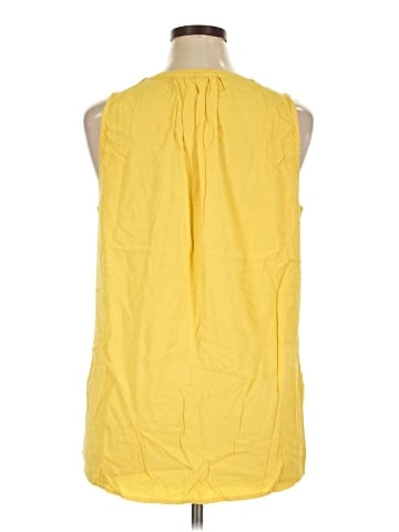 Crown & Ivy Sleeveless Button-Down Shirt (view 2)