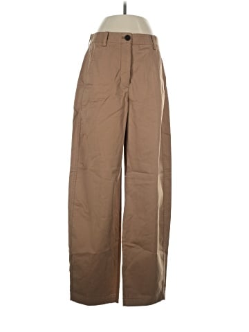 Wilfred Khakis (view 1)