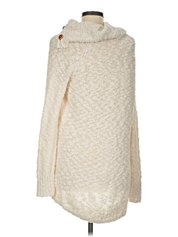 Moth Poncho (view 2)
