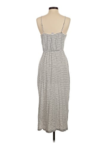 Old Navy Casual Dress (view 2)