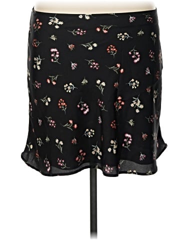 No Boundaries Casual Skirt (view 1)