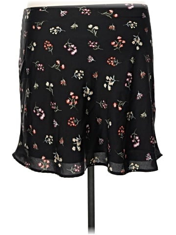 No Boundaries Casual Skirt (view 2)