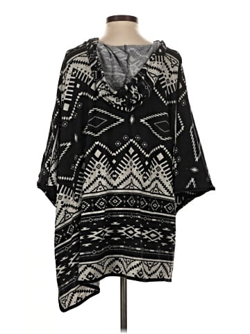 Belle Du Jour Poncho (view 2)