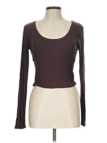 Universal Thread Long Sleeve T-Shirt (view 1)