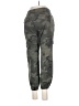 Sanctuary Camo Green Cargo Pants Size 26 waist - photo 2