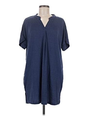 Tahari Poncho (view 1)