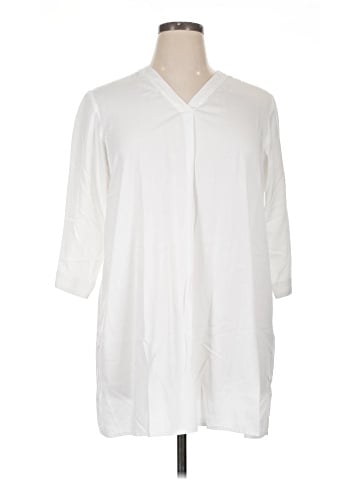 Uniqlo 3/4 Sleeve T-Shirt (view 1)