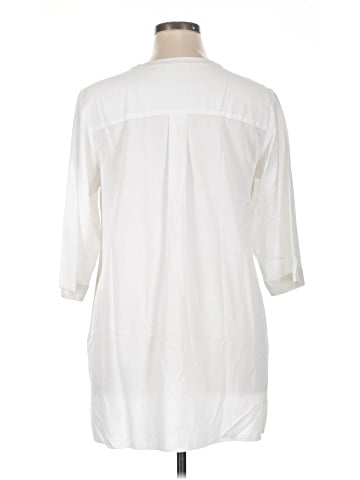 Uniqlo 3/4 Sleeve T-Shirt (view 2)