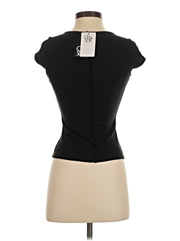 Chaser Short Sleeve Top (view 2)