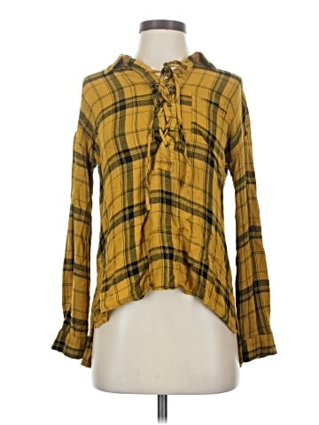 Sweet Wanderer Long Sleeve Henley (view 1)