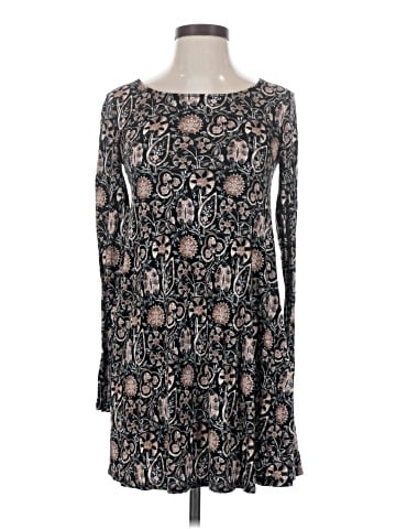 Forever 21 Casual Dress (view 1)