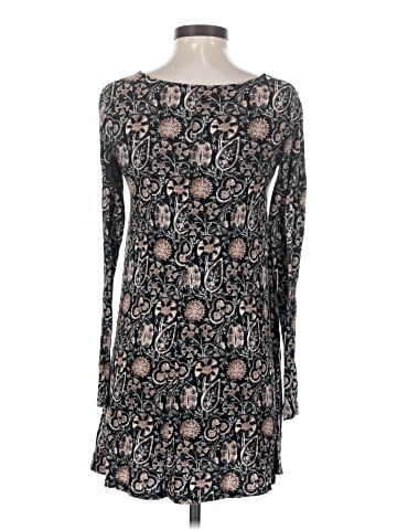 Forever 21 Casual Dress (view 2)