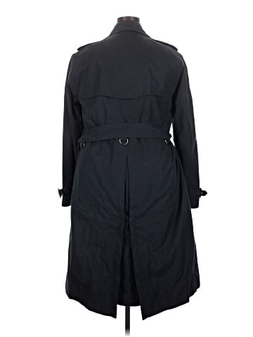 Burberry Trenchcoat (view 2)