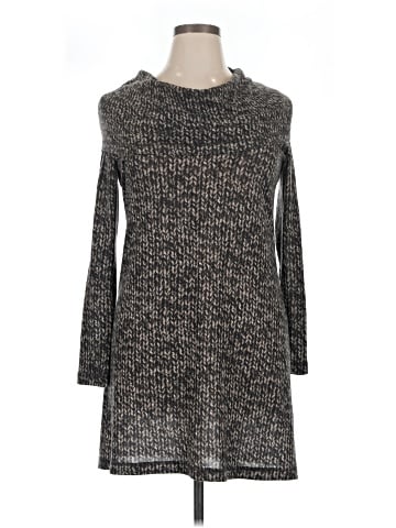 Karen Kane Casual Dress (view 1)