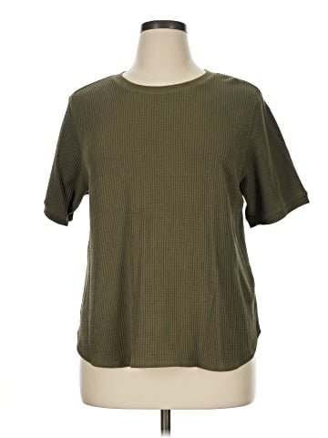 Uniqlo Short Sleeve T-Shirt (view 1)