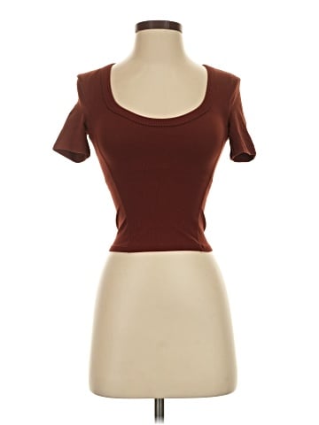 Lululemon Athletica Short Sleeve Turtleneck (view 1)