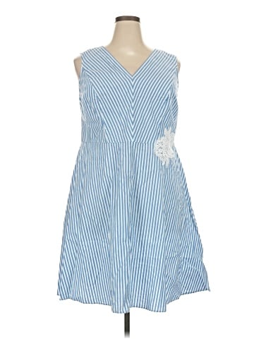 London Times Casual Dress (view 1)
