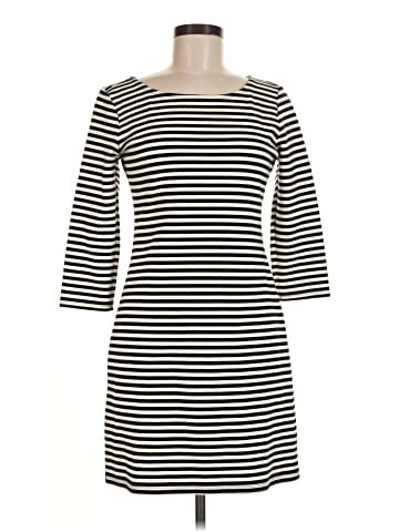 Old Navy Casual Dress (view 1)
