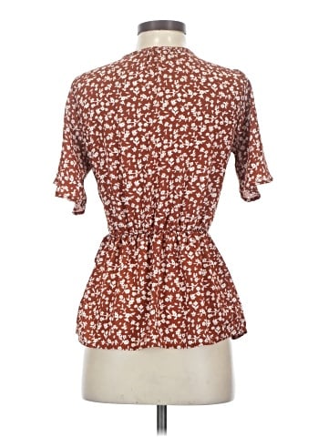 Sienna Sky Short Sleeve Blouse (view 2)