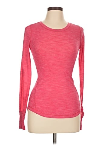 Lululemon Athletica Long Sleeve T-Shirt (view 1)