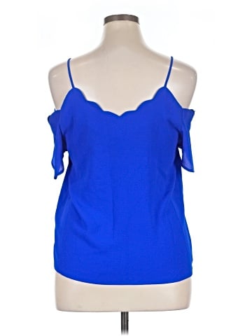 Monteau Short Sleeve Top (view 2)