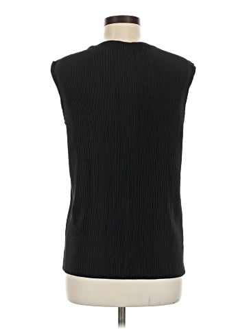 MNG Sleeveless T-Shirt (view 2)