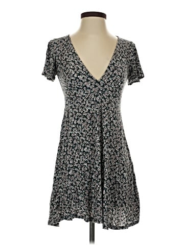 Forever 21 Casual Dress (view 1)