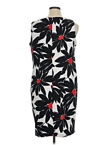 Ronni Nicole Cocktail Dress (view 2)