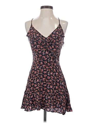 American Eagle Outfitters Casual Dress (view 1)