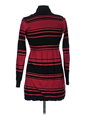 Red Cardigan (view 2)