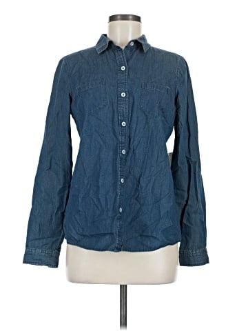 Outback Red Long Sleeve Button-Down Shirt (view 1)