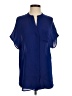 Vince. 100% Silk Blue Short Sleeve Silk Top Size S - photo 1