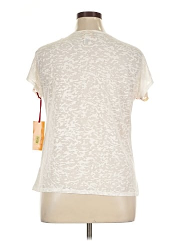 Ruby Rd. Short Sleeve Top (view 2)