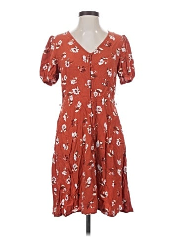 Universal Thread Casual Dress (view 1)