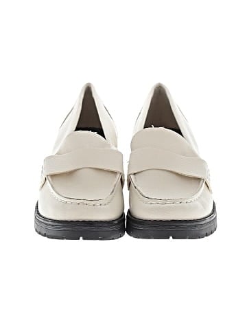 Old Navy Flats (view 2)