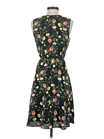Banana Republic Casual Dress (view 2)